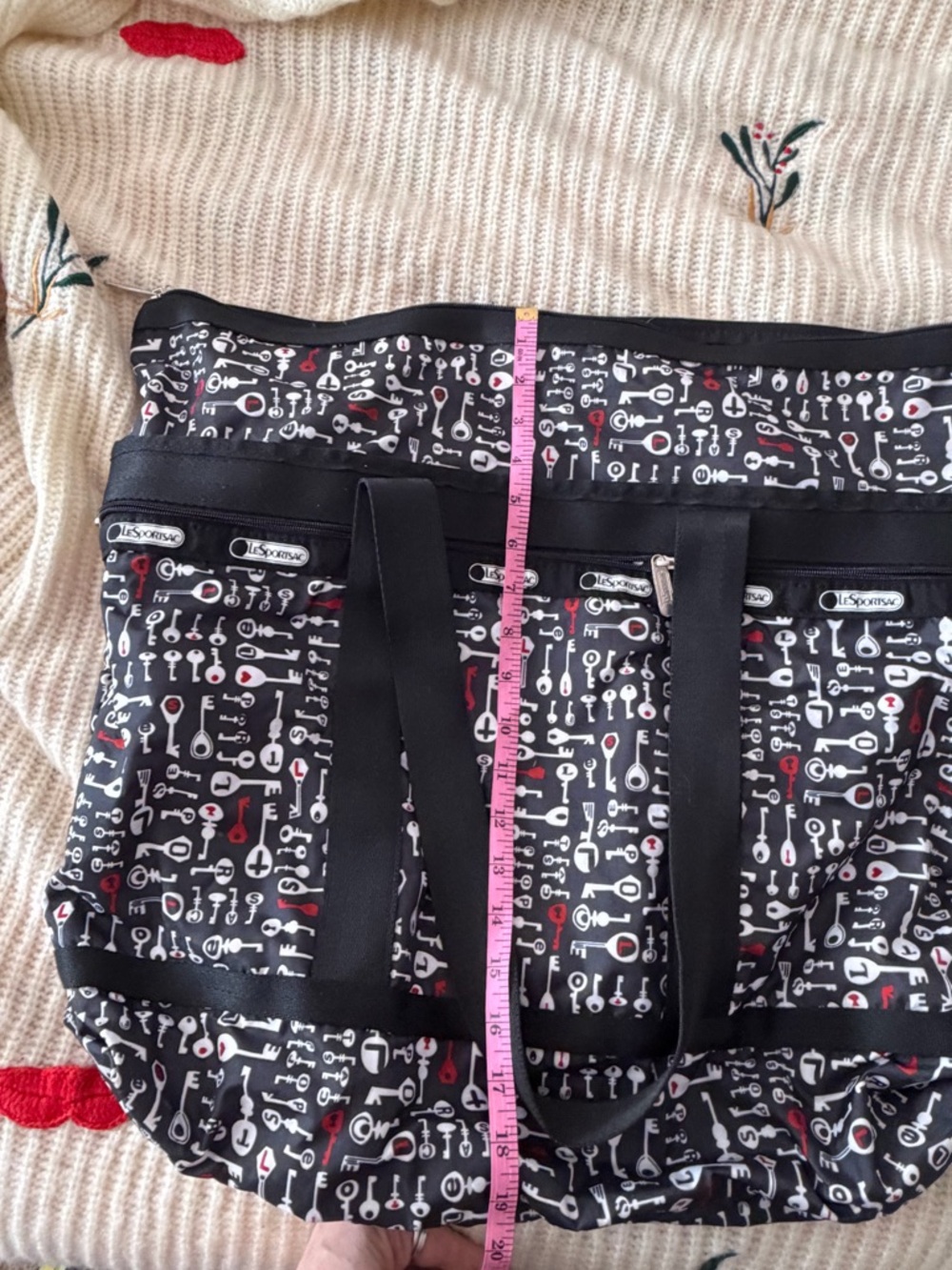 Lesportsac Black Key-Print Everyday Tote HUGE with tons of pockets!!
